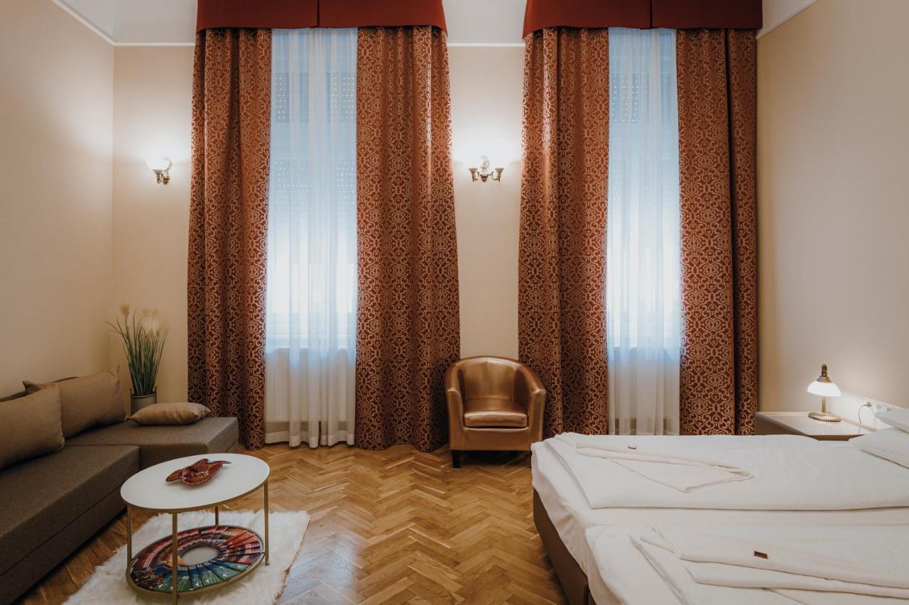 Dozsa Apartman Szeged Exterior photo